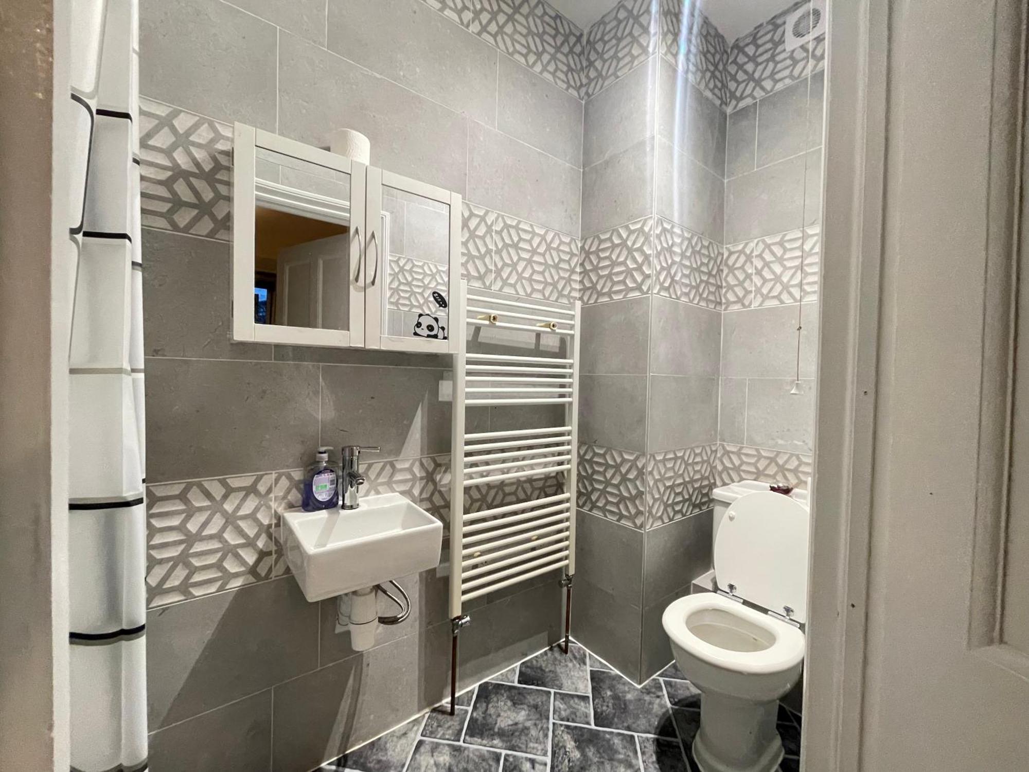 Room With Private Bathroom And Shared Kitchen London Luaran gambar