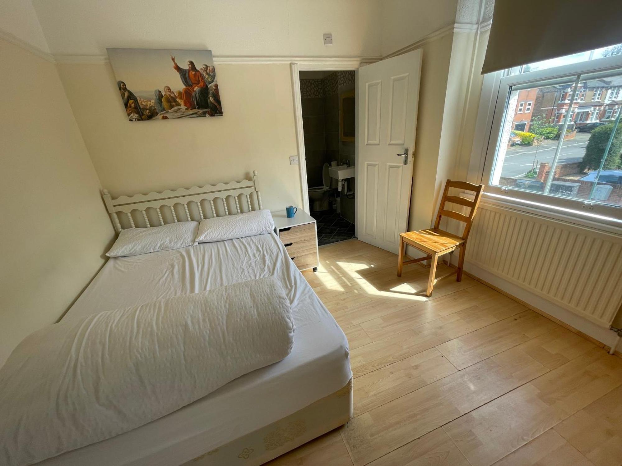 Room With Private Bathroom And Shared Kitchen London Luaran gambar